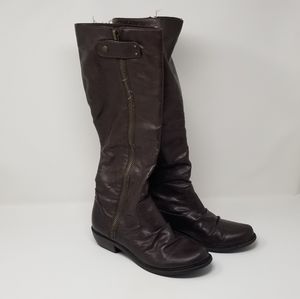 MIA Pali Boots in brown, size 8